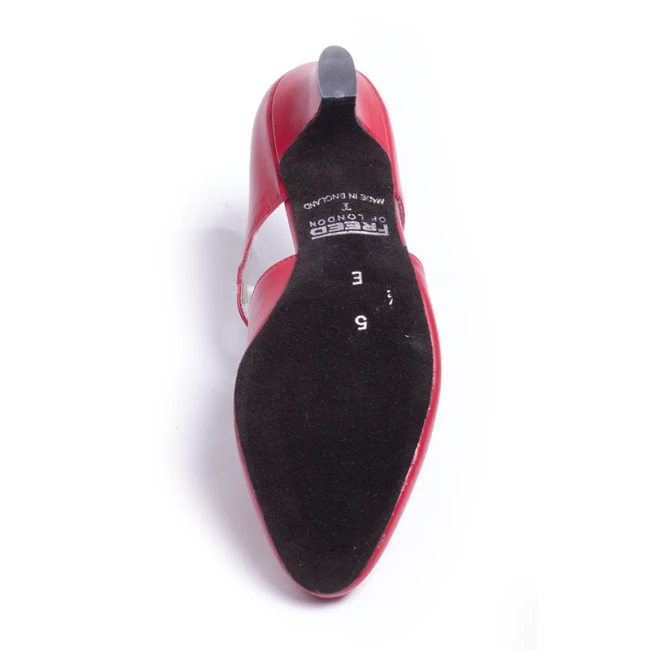 Freed of London Moon Stone, Charakterschuhe