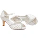 Naomi, Brautschuhe